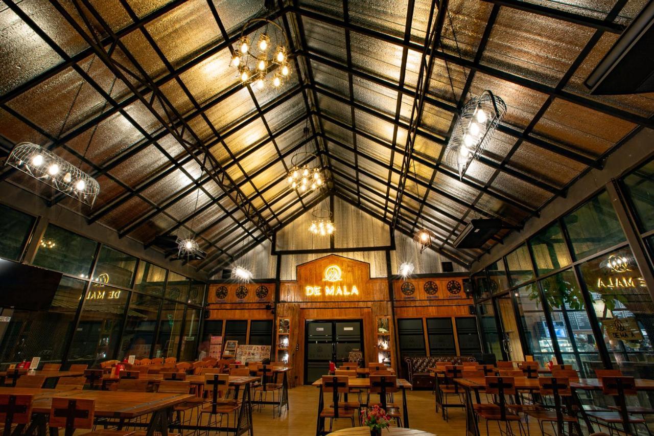 De Mala Hotel Sukhothai Bagian luar foto